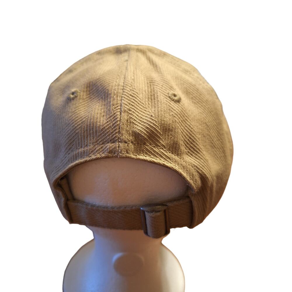 Golf cap - Picture 2 of 3